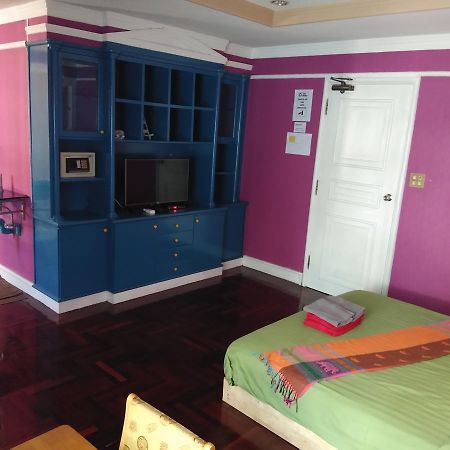 B&B 22 House Бангкок Екстер'єр фото