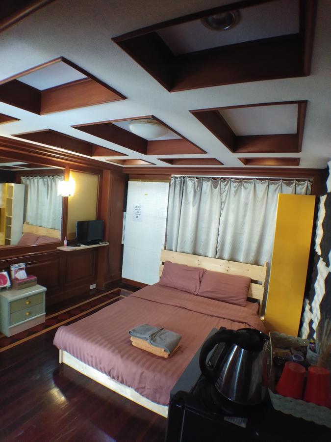 B&B 22 House Бангкок Екстер'єр фото